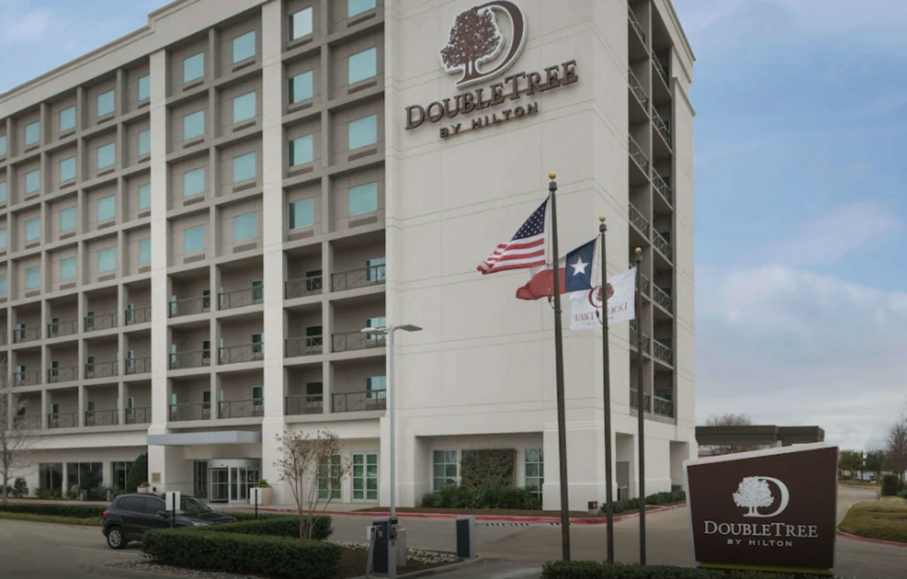 Doubletree By Hilton Hotel Dallas - Love Field Exterior photo